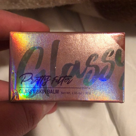 Glass filter like primer for you skin - Picture 2 of 2